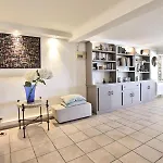 Maison Avec, Piscine & Vue - - Maison Avec, Piscine & Vue - Mae-2393