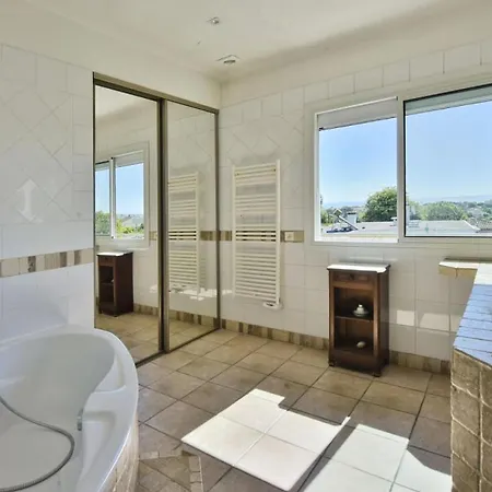 Villa Maison Avec, Piscine & Vue - - Maison Avec, Piscine & Vue - Mae-2393 *